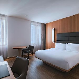 King Room Hearing Accessible